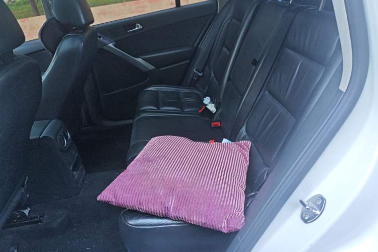 Used Volkswagen Tiguan 2012 1.8TSI Automatic All-Wheel Drive Elite Edition Left Rear Seat