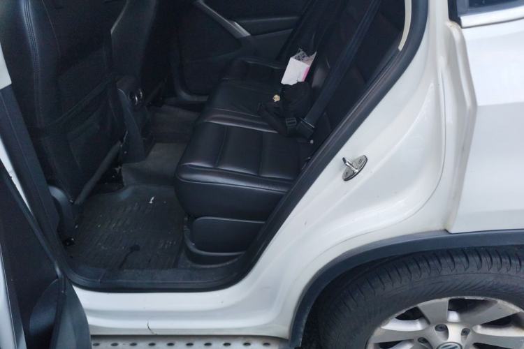 Used Volkswagen Tiguan 2012 1.8TSI Automatic Two-Wheel Drive Trend Edition Left Rear Seat