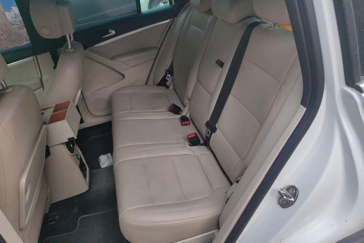 Used Volkswagen Tiguan 2012 2.0 TSI Luxury Edition Left Rear Seat