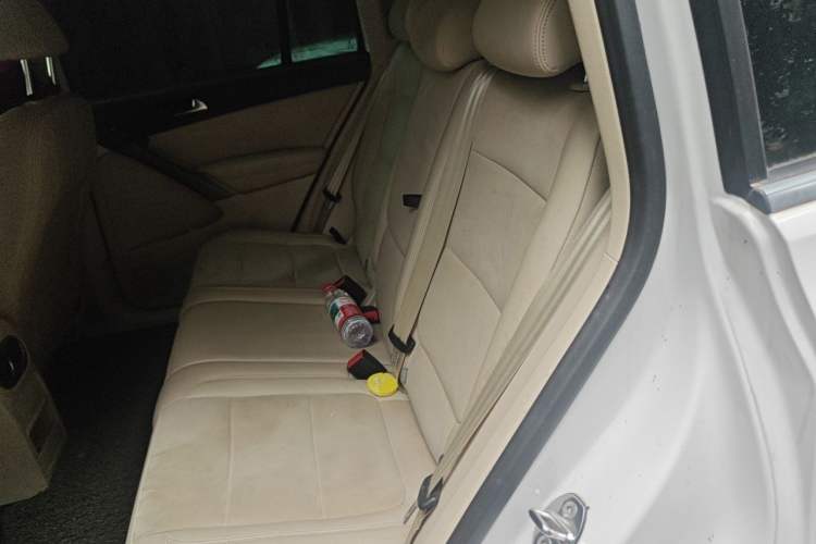 Used Volkswagen Tiguan 2012 2.0 TSI Automatic All-Wheel Drive Flagship Edition Left Rear Seat