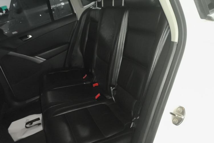 Used Volkswagen Tiguan 2012 1.8TSI Automatic Two-Wheel Drive Elite Edition Left Rear Seat