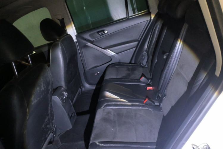 Used Volkswagen Tiguan 2012 2.0 TSI Automatic All-Wheel Drive Flagship Edition Left Rear Seat