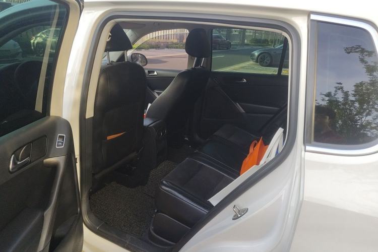 Used Volkswagen Tiguan 2012 2.0 TSI Automatic All-Wheel Drive Flagship Edition Left Rear Seat