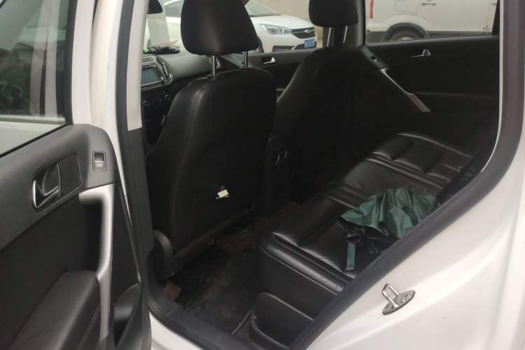 Used Volkswagen Tiguan 2012 1.8TSI Automatic All-Wheel Drive Elite Edition Left Rear Seat