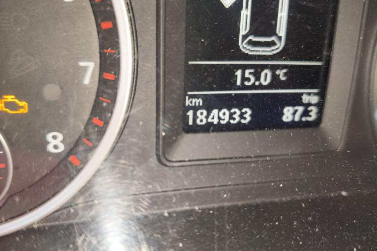Used Volkswagen Tiguan 2012 2.0 TSI Automatic All-Wheel Drive Elite Edition Odometer Close Up