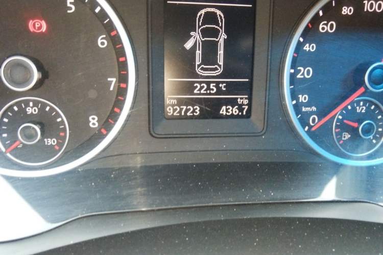 Used Volkswagen Tiguan 2012 1.8TSI Automatic All-Wheel Drive Fashion Edition Odometer Close Up
