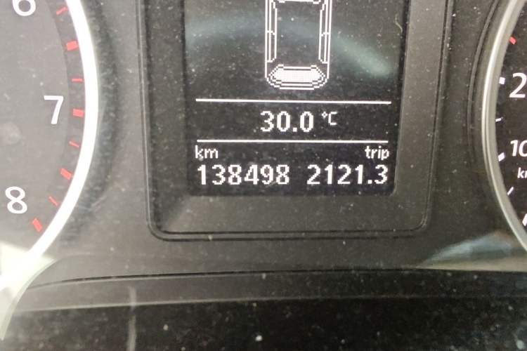 Used Volkswagen Tiguan 2012 1.8TSI Manual Two-Wheel Drive Enjoyment Edition Odometer Close Up