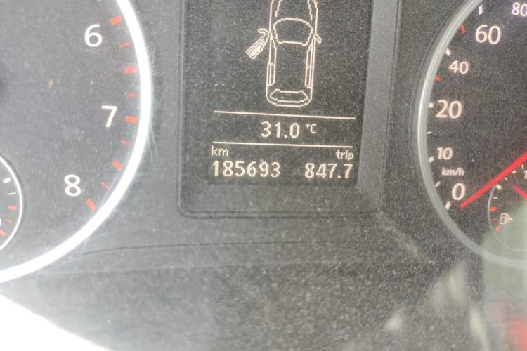 Used Volkswagen Tiguan 2012 1.8TSI Automatic All-Wheel Drive Elite Edition Odometer Close Up