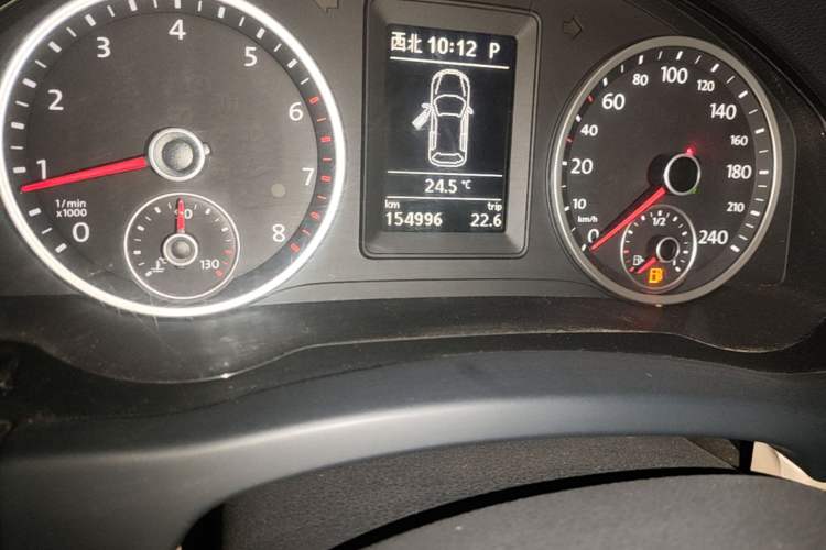 Used Volkswagen Tiguan 2012 1.8TSI Automatic All-Wheel Drive Fashion Edition Odometer Close Up