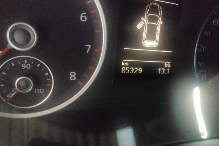 Used Volkswagen Tiguan 2012 1.8TSI Automatic Two-Wheel Drive Elite Edition Odometer Close Up
