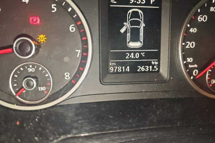 Used Volkswagen Tiguan 2012 1.8TSI Automatic Two-Wheel Drive Elite Edition Odometer Close Up