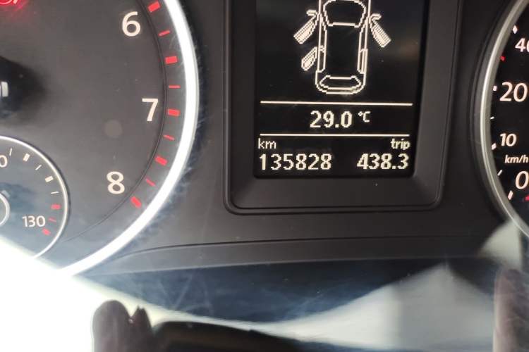 Used Volkswagen Tiguan 2012 1.8TSI Automatic All-Wheel Drive Elite Edition Odometer Close Up