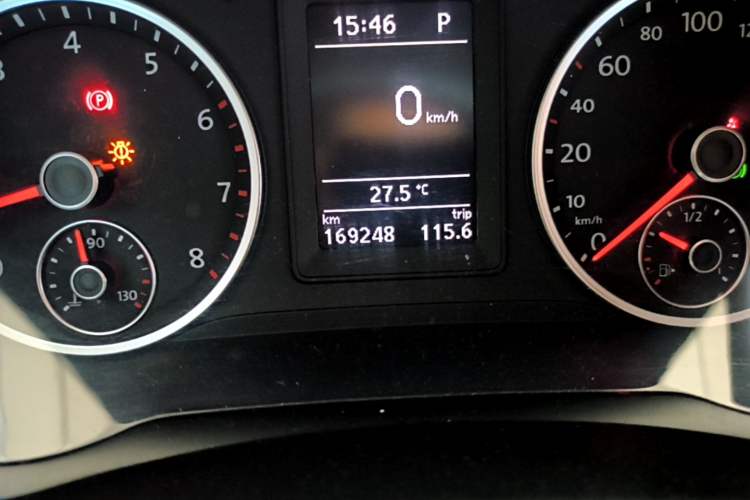 Used Volkswagen Tiguan 2012 1.8TSI Automatic Two-Wheel Drive Urban Edition Odometer Close Up