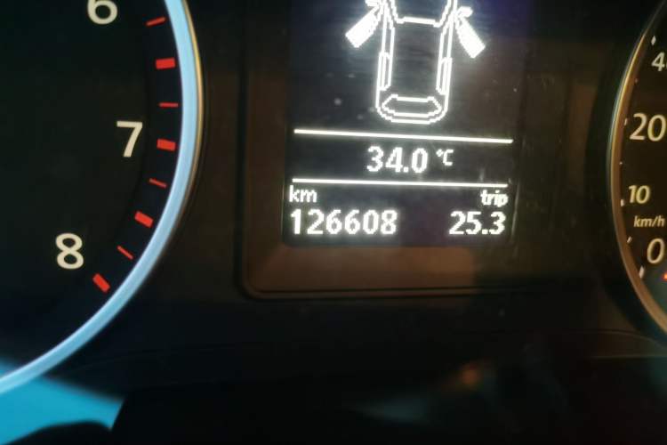 Used Volkswagen Tiguan 2012 1.8TSI Automatic All-Wheel Drive Elite Edition Odometer Close Up