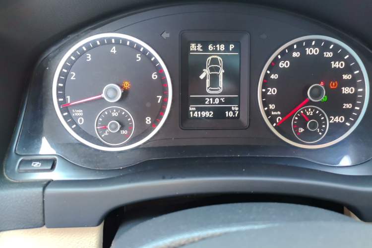 Used Volkswagen Tiguan 2012 1.8TSI Automatic All-Wheel Drive Elite Edition Odometer Close Up