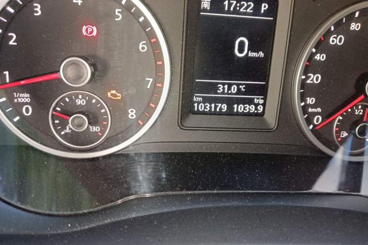 Used Volkswagen Tiguan 2012 1.8TSI Automatic Two-Wheel Drive Elite Edition Odometer Close Up