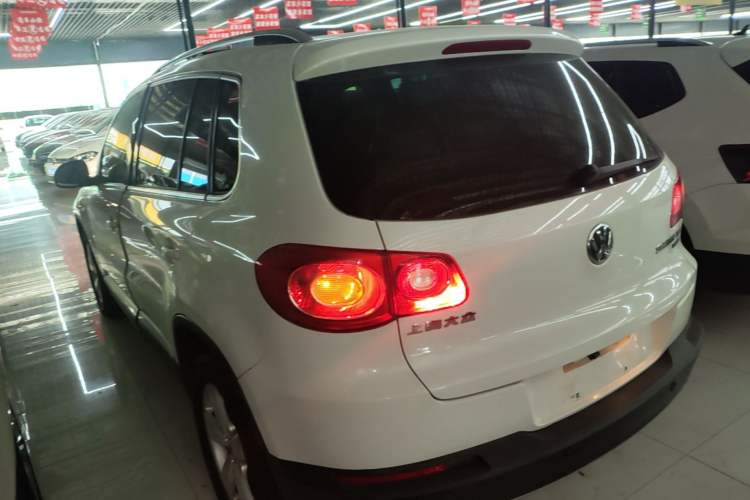 Used Volkswagen Tiguan 2012 1.8TSI Automatic All-Wheel Drive Fashion Edition Rear Left 45 Deg