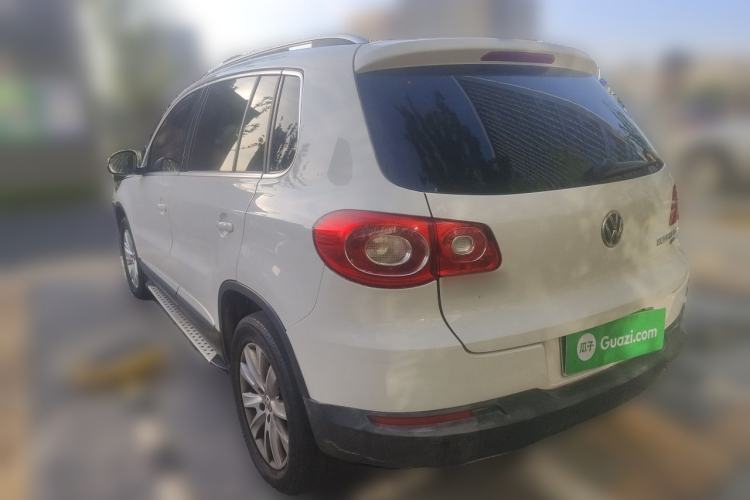 Used Volkswagen Tiguan 2012 2.0 TSI Automatic All-Wheel Drive Flagship Edition Rear Left 45 Deg