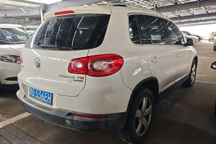 Used Volkswagen Tiguan 2012 1.8TSI Automatic All-Wheel Drive Elite Edition Rear Right 45 Deg