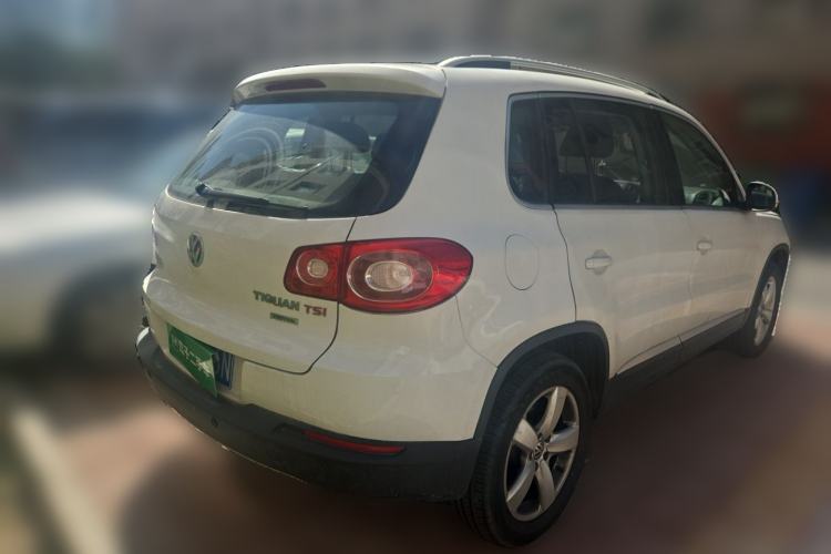 Used Volkswagen Tiguan 2012 2.0 TSI Automatic All-Wheel Drive Elite Edition Rear Right 45 Deg
