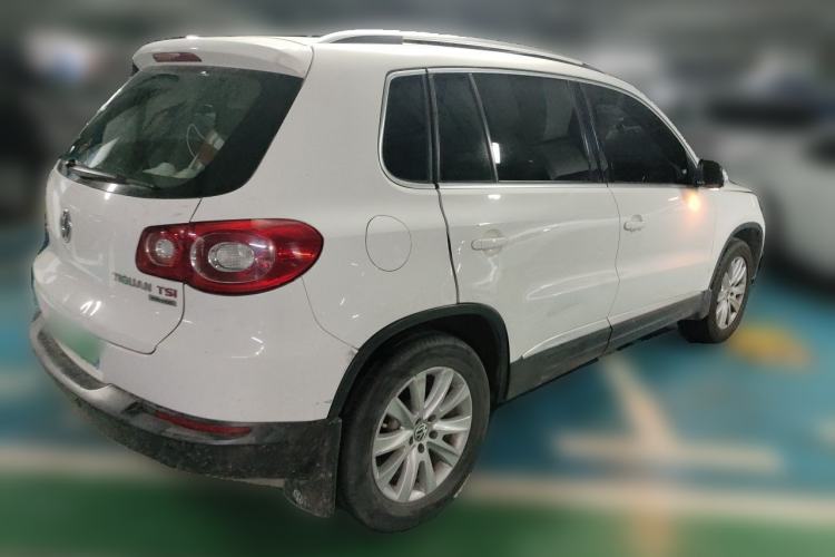 Used Volkswagen Tiguan 2012 2.0 TSI Automatic All-Wheel Drive Flagship Edition Rear Right 45 Deg