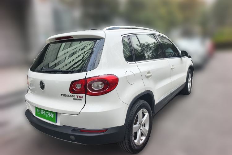 Used Volkswagen Tiguan 2012 2.0 TSI Automatic All-Wheel Drive Elite Edition Rear Right 45 Deg