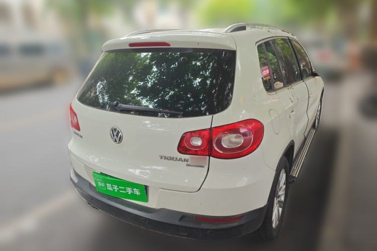 Used Volkswagen Tiguan 2012 2.0 TSI Automatic All-Wheel Drive Flagship Edition Rear Right 45 Deg