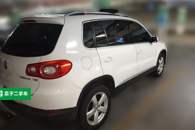 Used Volkswagen Tiguan 2012 1.8TSI Automatic Two-Wheel Drive Zhaoshi Edition Rear Right 45 Deg