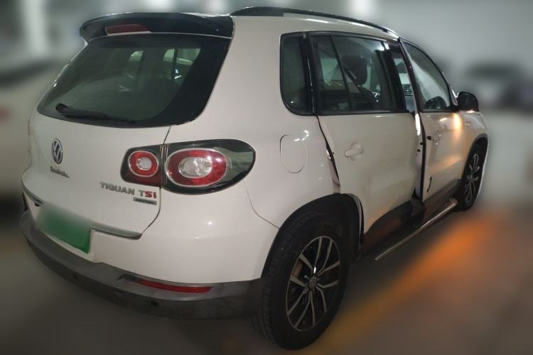Used Volkswagen Tiguan 2012 1.8TSI Automatic Two-Wheel Drive Trend Edition Rear Right 45 Deg