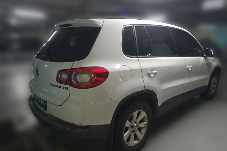 Used Volkswagen Tiguan 2012 1.8TSI Manual Two-Wheel Drive Urban Edition Rear Right 45 Deg