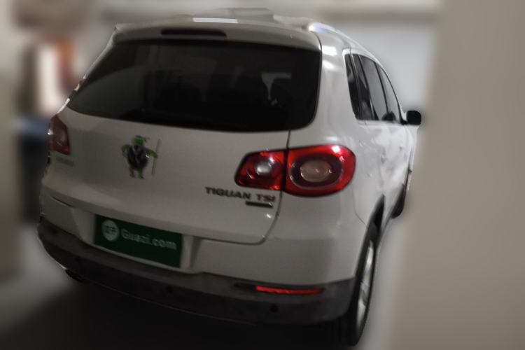 Used Volkswagen Tiguan 2012 2.0 TSI Automatic All-Wheel Drive Elite Edition Rear Right 45 Deg
