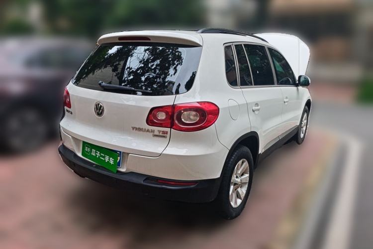Used Volkswagen Tiguan 2012 1.8TSI Automatic All-Wheel Drive Fashion Edition Rear Right 45 Deg