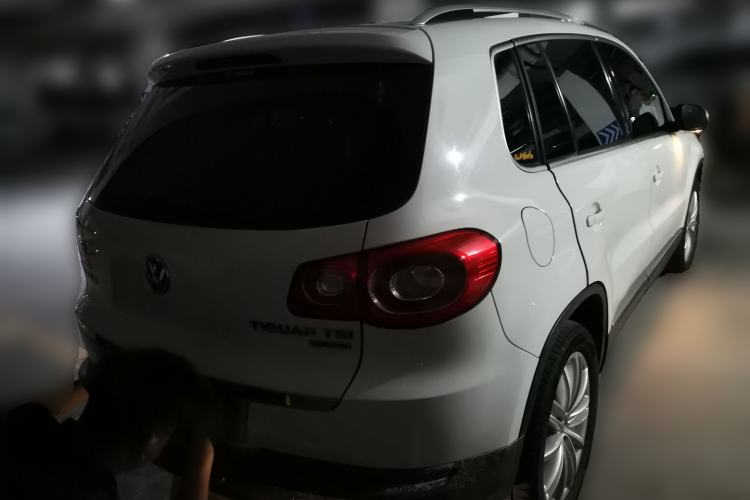 Used Volkswagen Tiguan 2012 2.0 TSI Automatic All-Wheel Drive Flagship Edition Rear Right 45 Deg