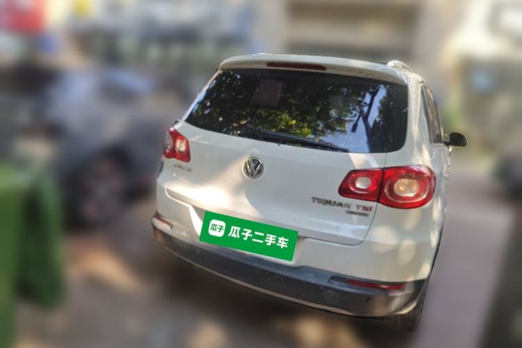 Used Volkswagen Tiguan 2012 1.8TSI Automatic All-Wheel Drive Elite Edition Rear Right 45 Deg