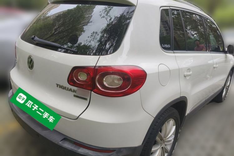 Used Volkswagen Tiguan 2012 2.0 TSI Automatic All-Wheel Drive Flagship Edition Rear Right 45 Deg