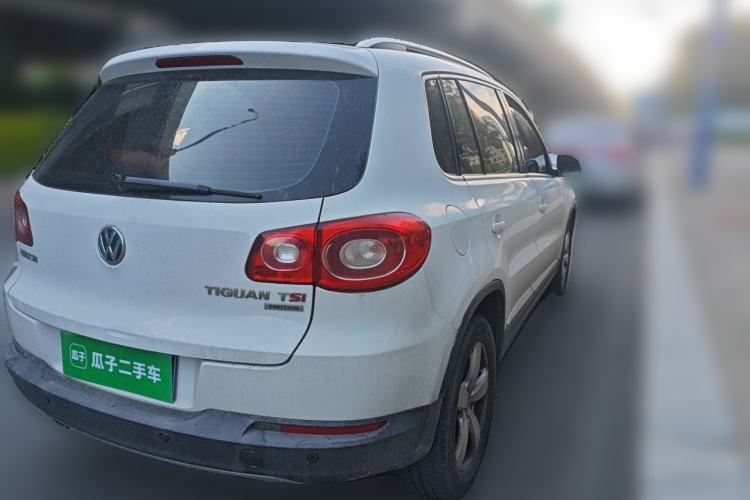 Used Volkswagen Tiguan 2012 1.8TSI Automatic All-Wheel Drive Elite Edition Rear Right 45 Deg