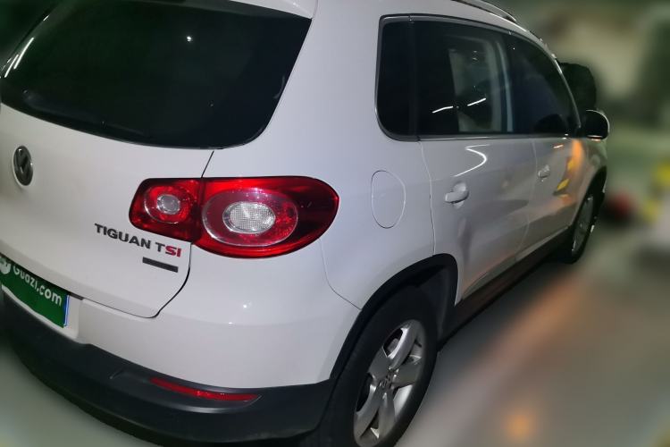 Used Volkswagen Tiguan 2012 1.8TSI Automatic All-Wheel Drive Elite Edition Rear Right 45 Deg