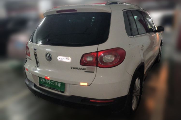 Used Volkswagen Tiguan 2012 2.0 TSI Automatic All-Wheel Drive Flagship Edition Rear Right 45 Deg