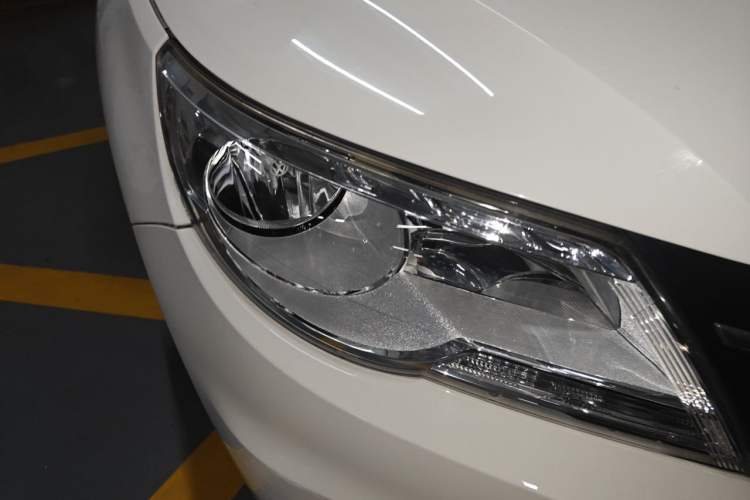 Used Volkswagen Tiguan 2012 1.8TSI Automatic Two-Wheel Drive Urban Edition Right Front Headlight