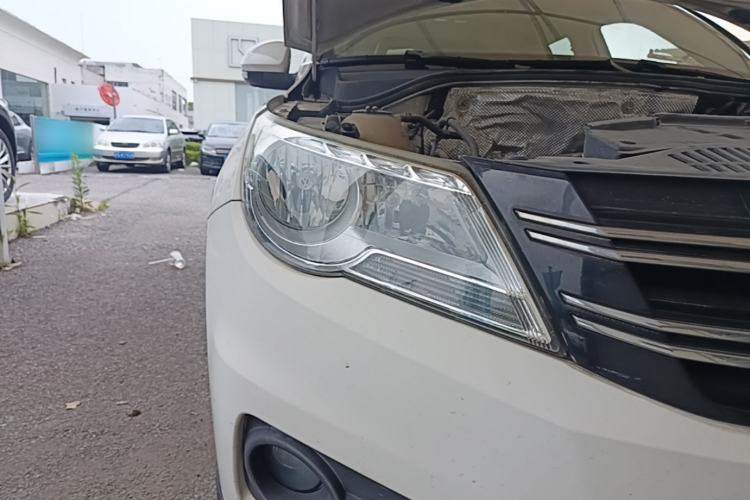 Used Volkswagen Tiguan 2012 1.8TSI Automatic Two-Wheel Drive Trend Edition Right Front Headlight