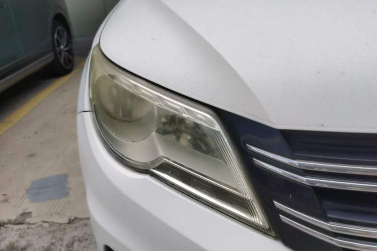 Used Volkswagen Tiguan 2012 1.8TSI Automatic All-Wheel Drive Elite Edition Right Front Headlight