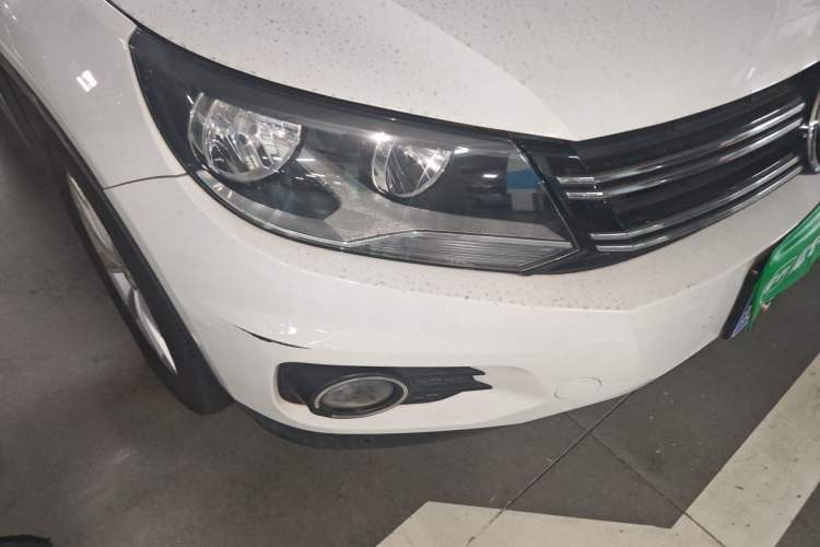 Used Volkswagen Tiguan 2012 2.0 TSI Comfort Edition Right Front Headlight