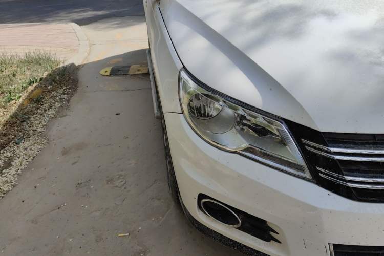 Used Volkswagen Tiguan 2012 1.8TSI Automatic All-Wheel Drive Fashion Edition Right Front Headlight