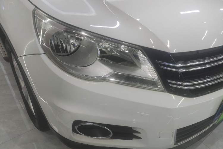 Used Volkswagen Tiguan 2012 1.8TSI Automatic Two-Wheel Drive Elite Edition Right Front Headlight