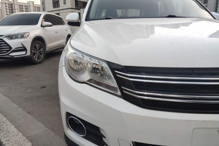Used Volkswagen Tiguan 2012 1.8TSI Automatic Two-Wheel Drive Elite Edition Right Front Headlight