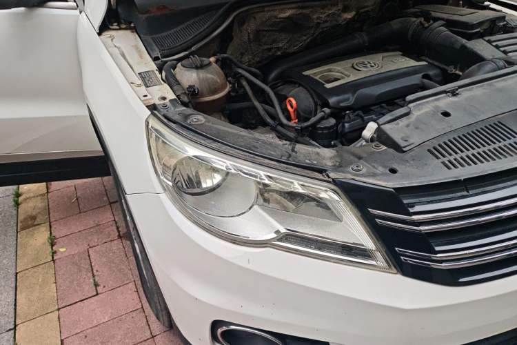 Used Volkswagen Tiguan 2012 1.8TSI Automatic All-Wheel Drive Fashion Edition Right Front Headlight