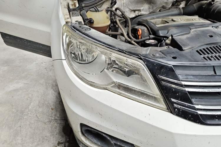 Used Volkswagen Tiguan 2012 1.8TSI Automatic Two-Wheel Drive Trend Edition Right Front Headlight