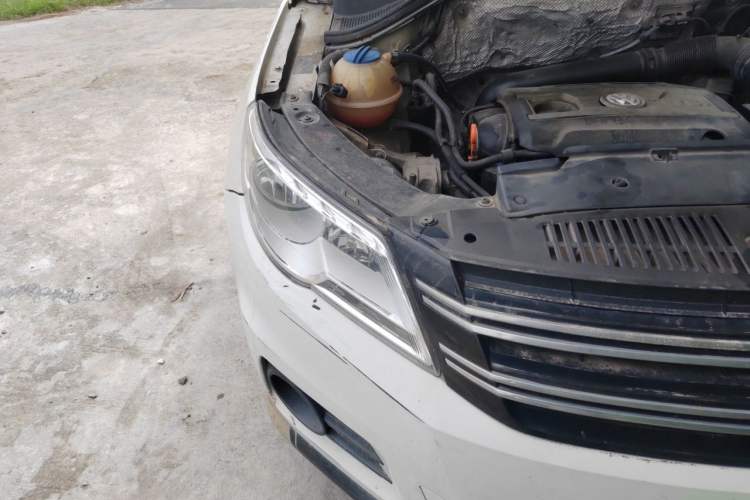 Used Volkswagen Tiguan 2012 1.8TSI Automatic Two-Wheel Drive Trend Edition Right Front Headlight