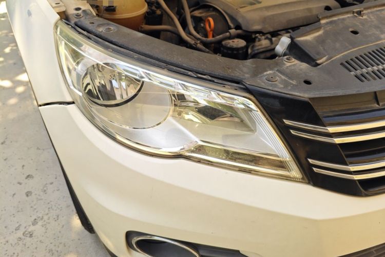 Used Volkswagen Tiguan 2012 1.8TSI Automatic Two-Wheel Drive Elite Edition Right Front Headlight