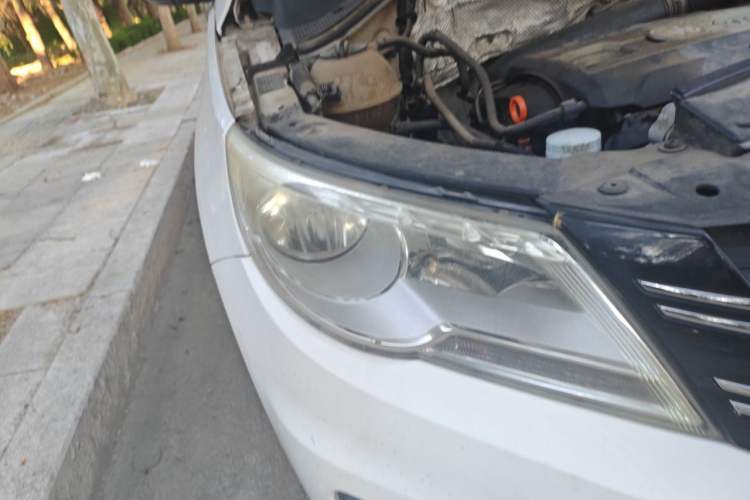 Used Volkswagen Tiguan 2012 1.8TSI Automatic Two-Wheel Drive Elite Edition Right Front Headlight